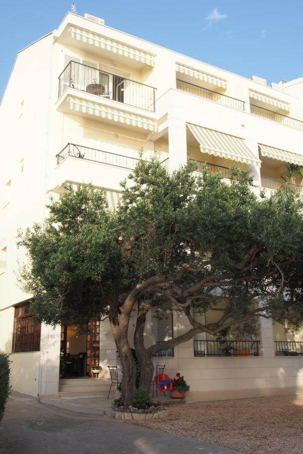 Vila Snjezana Tucepi Exterior photo